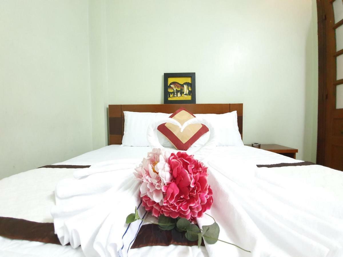Hotel Khach San Truong Son à Hô Chi Minh-Ville Extérieur photo