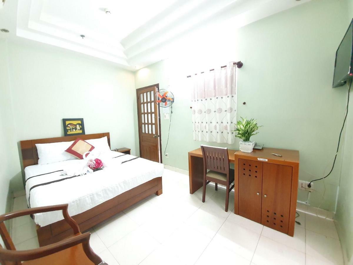 Hotel Khach San Truong Son à Hô Chi Minh-Ville Extérieur photo